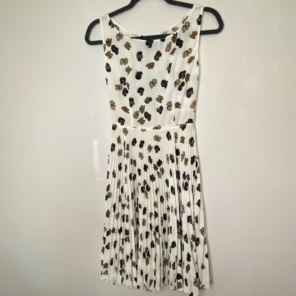 Prada pleated Dress - Picture 4 of 9
